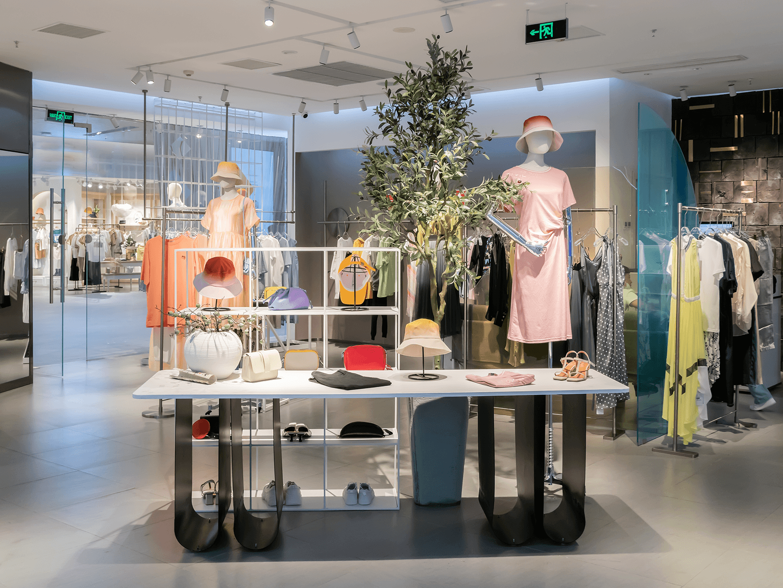 Luxury Goods — ecommerce storefront on Juoto